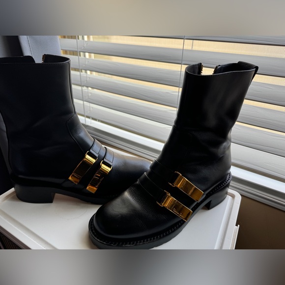 Dior Black Leather Footwear with Gold Details - Picture 2 of 12